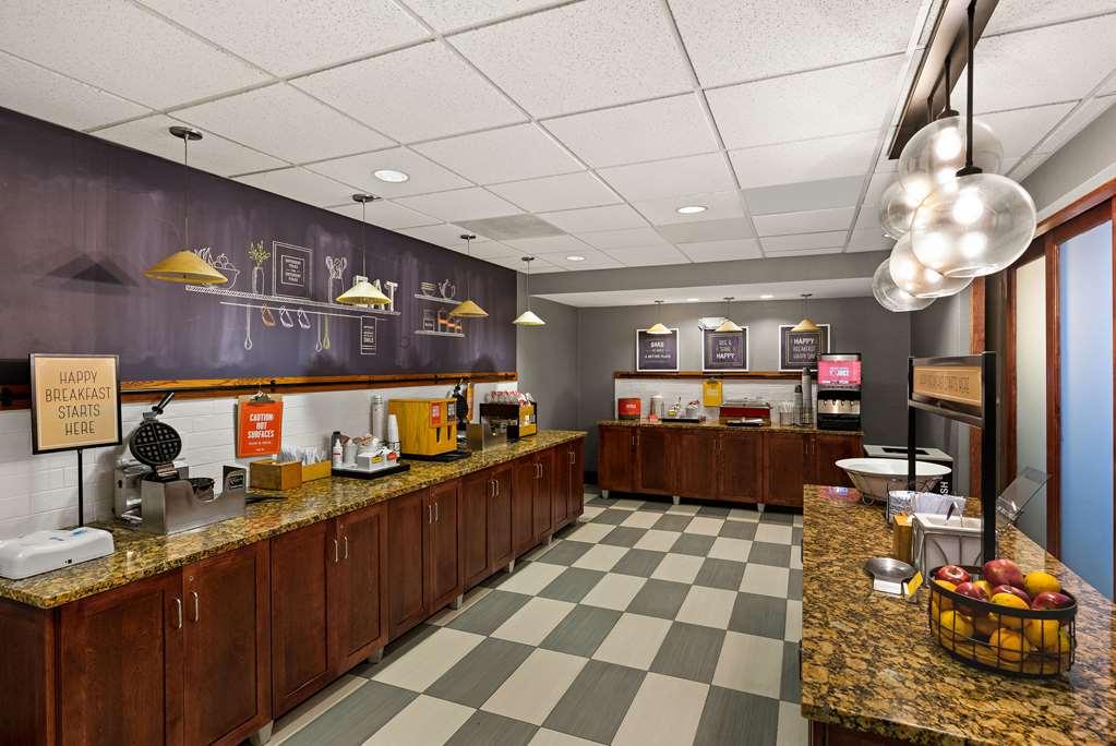Hampton Inn & Suites Poughkeepsie Spackenkill Ресторан фото