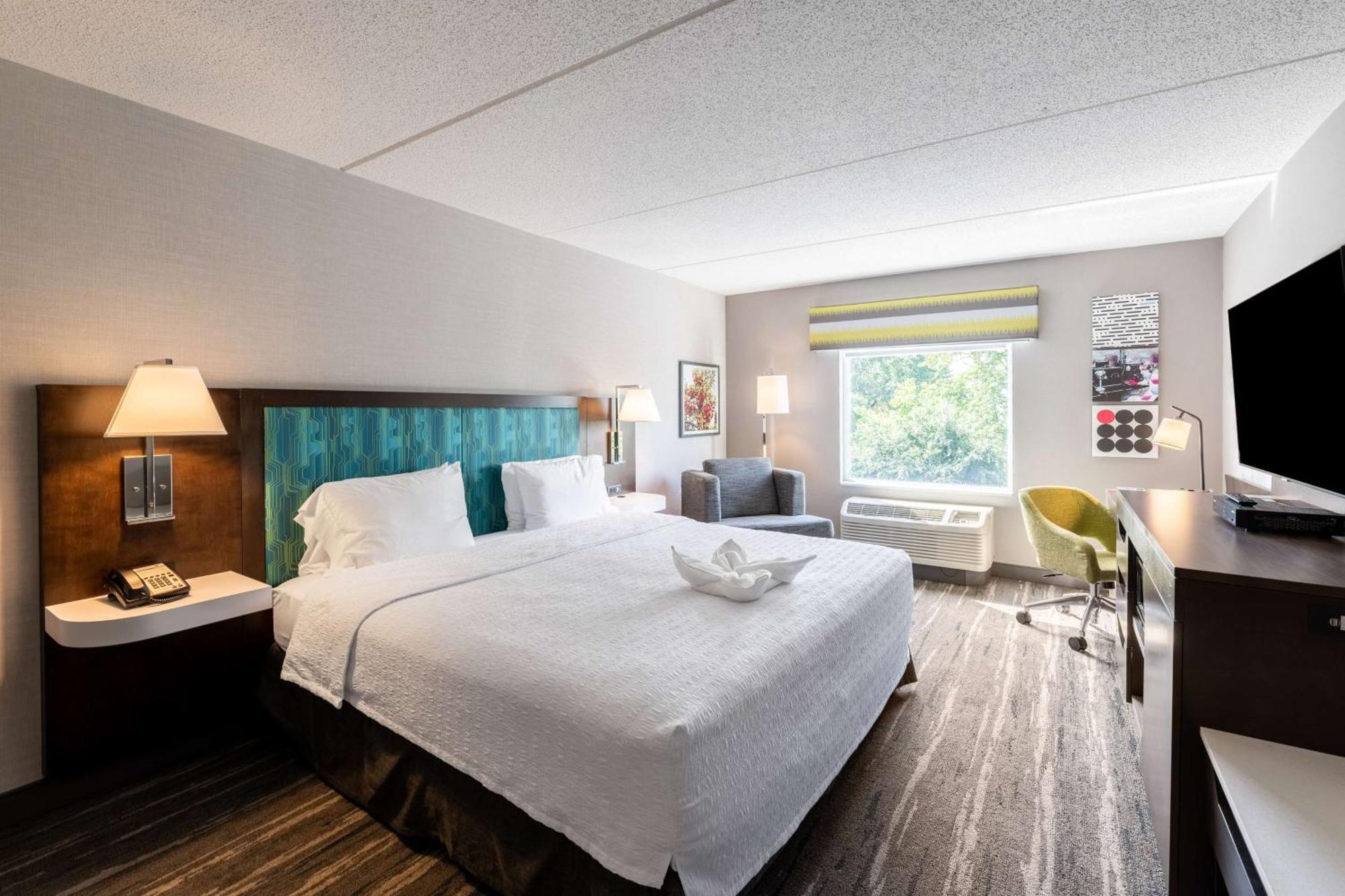 Hampton Inn & Suites Poughkeepsie Spackenkill Экстерьер фото